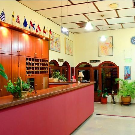 Hotel Oscar 이구메니차 외부 사진