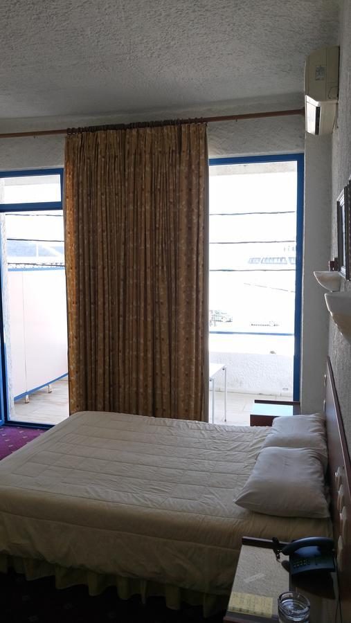 Hotel Oscar 이구메니차 외부 사진