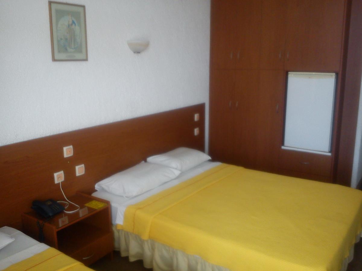 Hotel Oscar 이구메니차 외부 사진